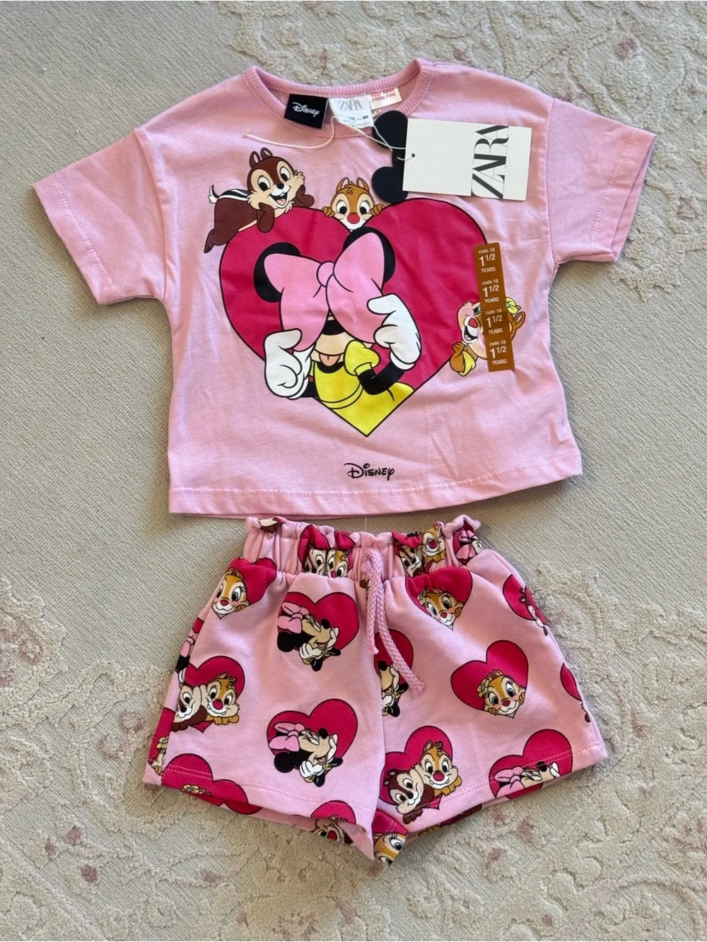 ZARA KIDS- Disney Minnie Mouse & Chip ‘n’ Dale Short Sleeve Set